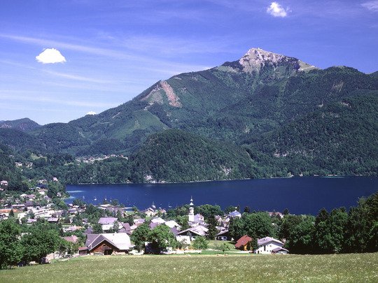 Salzkammergut Lakes &amp; Mountains Tour 2