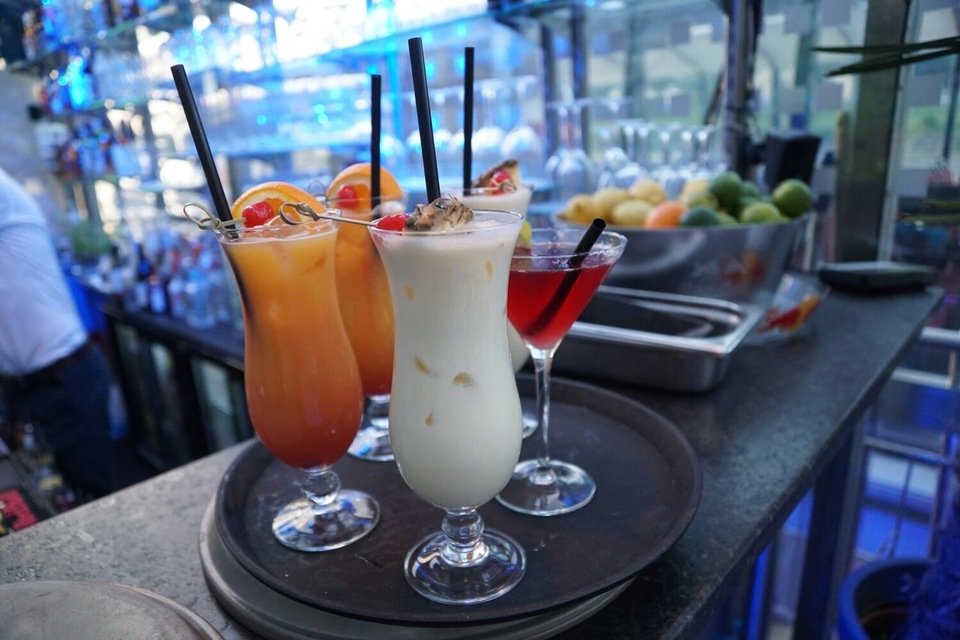 Drinks Reception &amp; Exclusive River Cruise / Amphibious Splash Tour